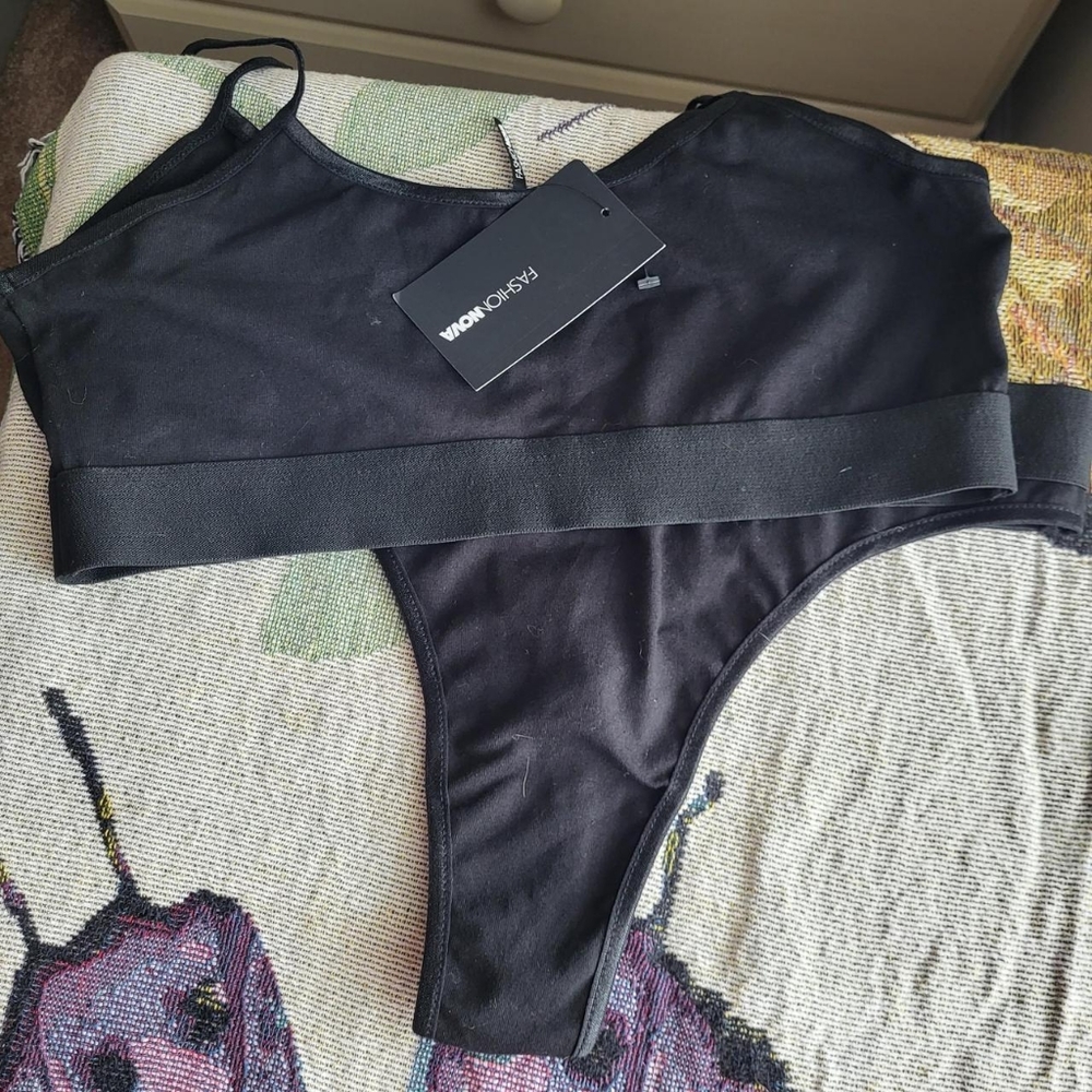 Fashion Nova lazy Sunday bralette thong set
